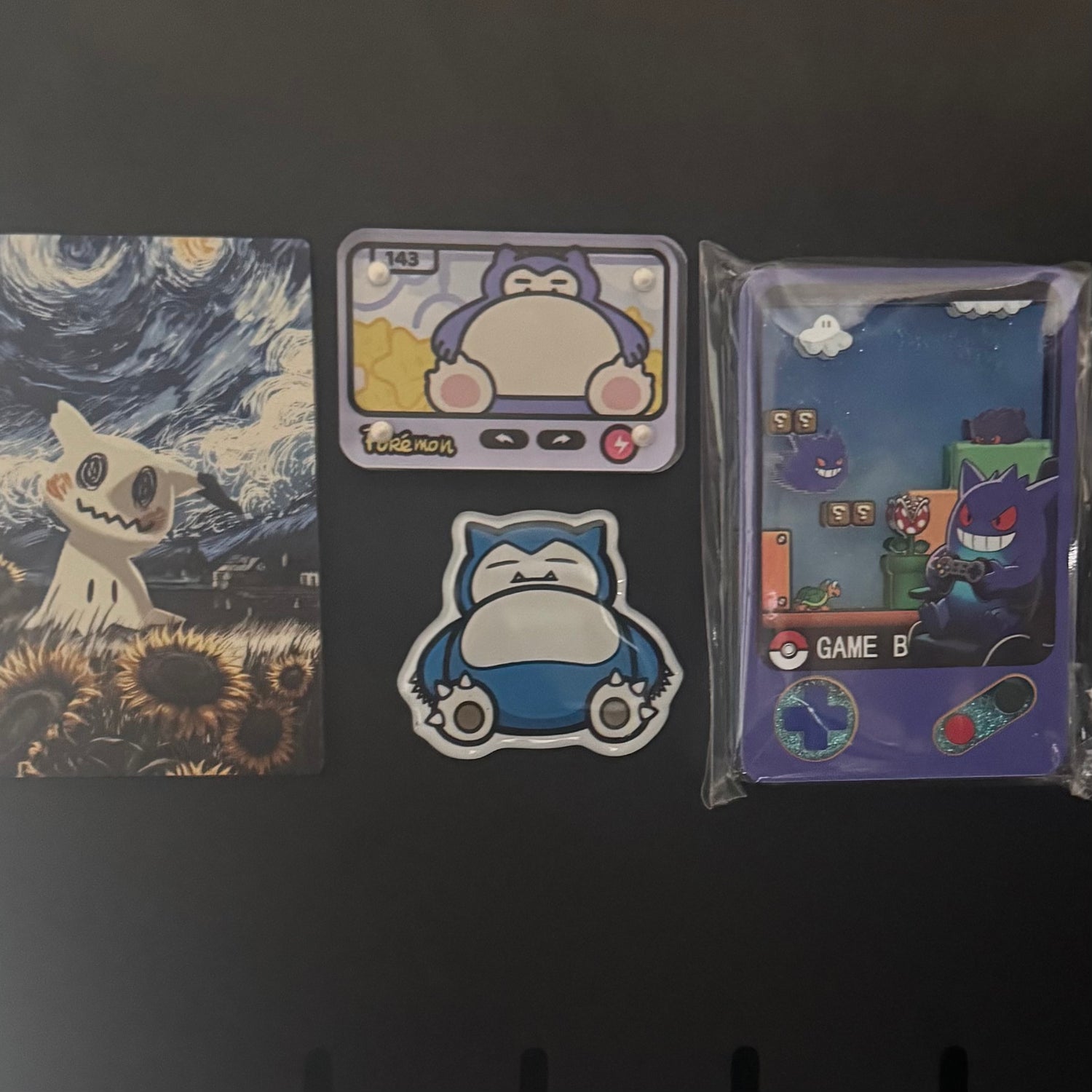 MAGNETS & ACRYLICS